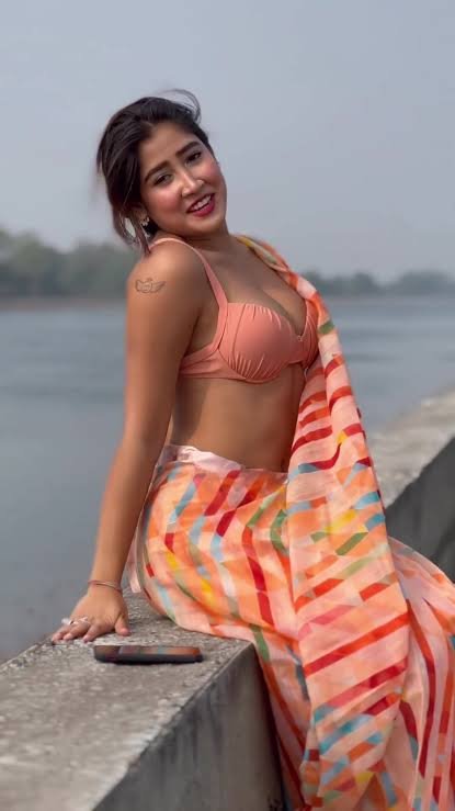 मुंबई से अनन्या की प्रोफ़ाइल